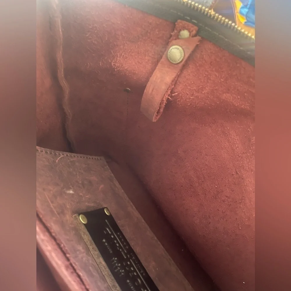 Portland  hand made Leather Medium Classic Tote in Cognac - Picture 13 of 13